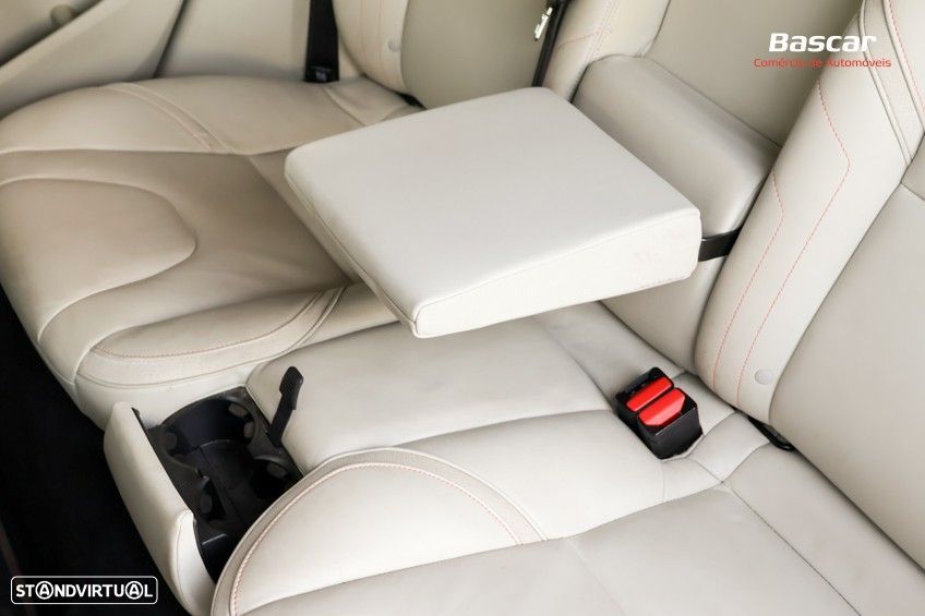 Volvo V40 Cross Country 1.6 D2 VOR Powershift - 19