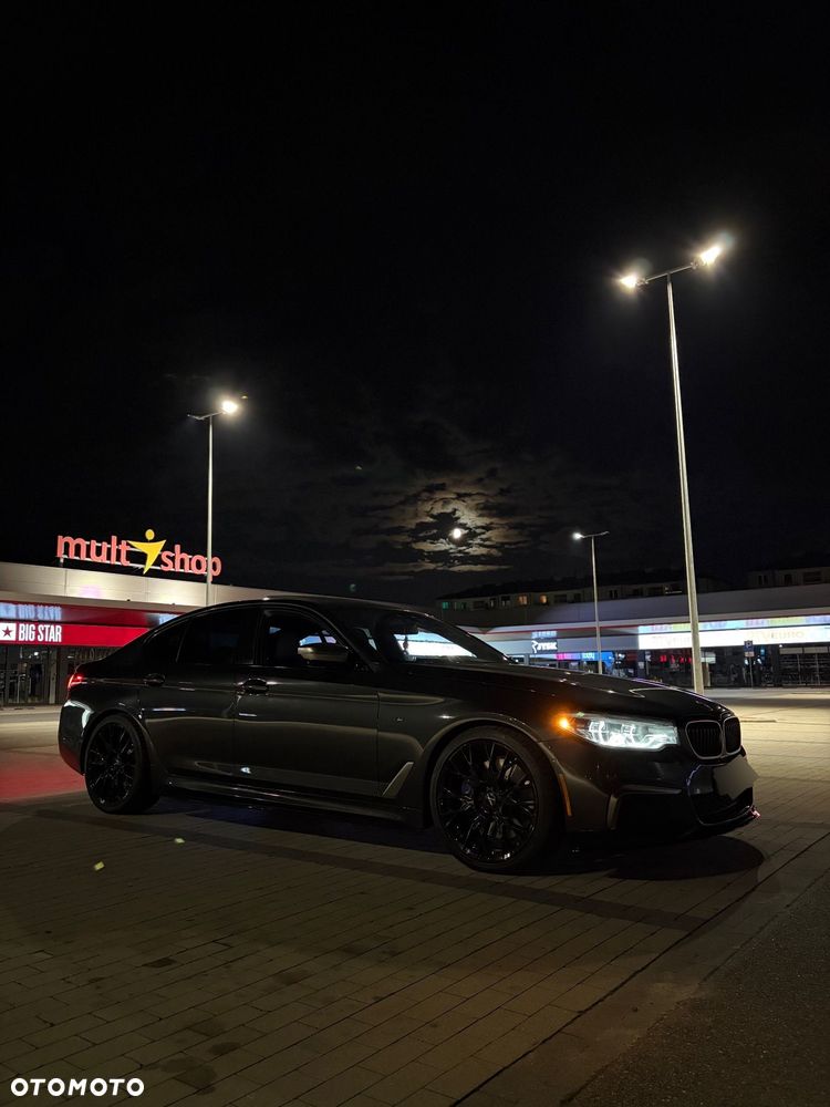 BMW Seria 5 M550i xDrive sport - 3