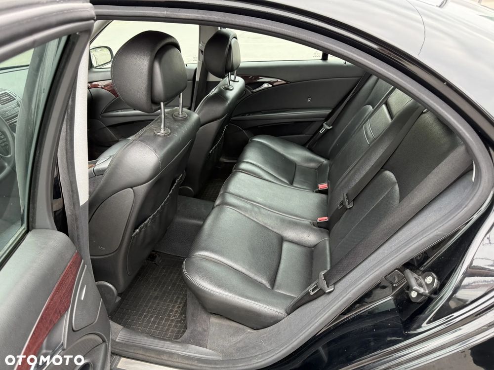 Mercedes-Benz Klasa E 200 CDI Classic - 8