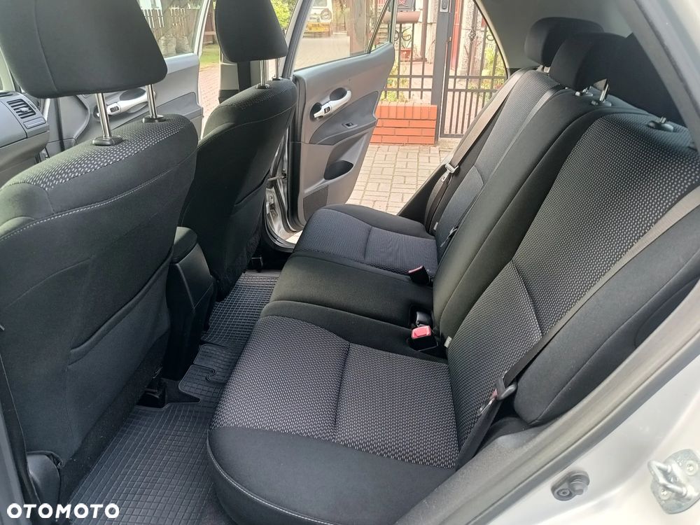 Toyota Auris 1.6 Sol - 23