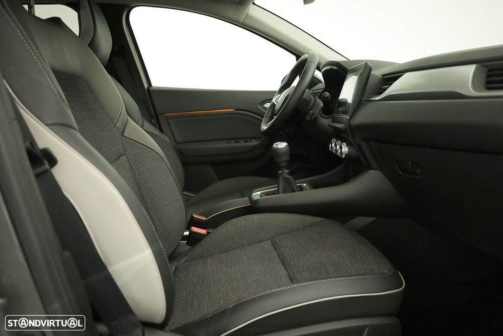 Renault Captur 1.0 TCe Techno Bi-Fuel - 22