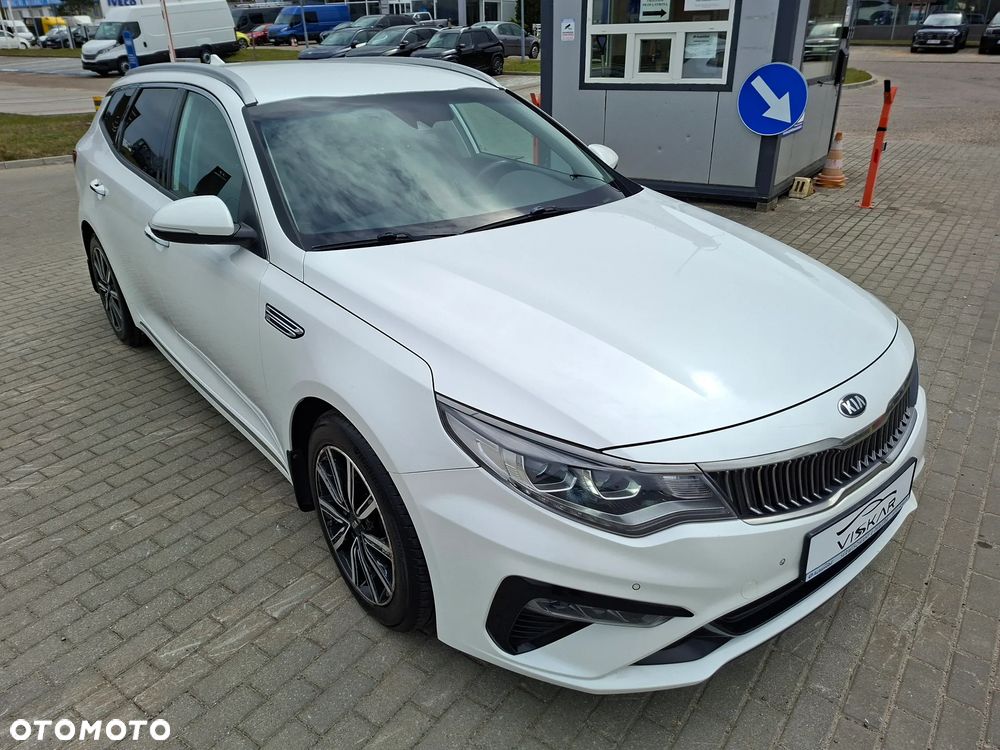 Kia Optima - 38