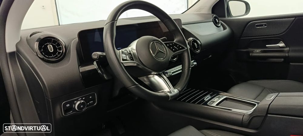 Mercedes-Benz B 180 d - 19