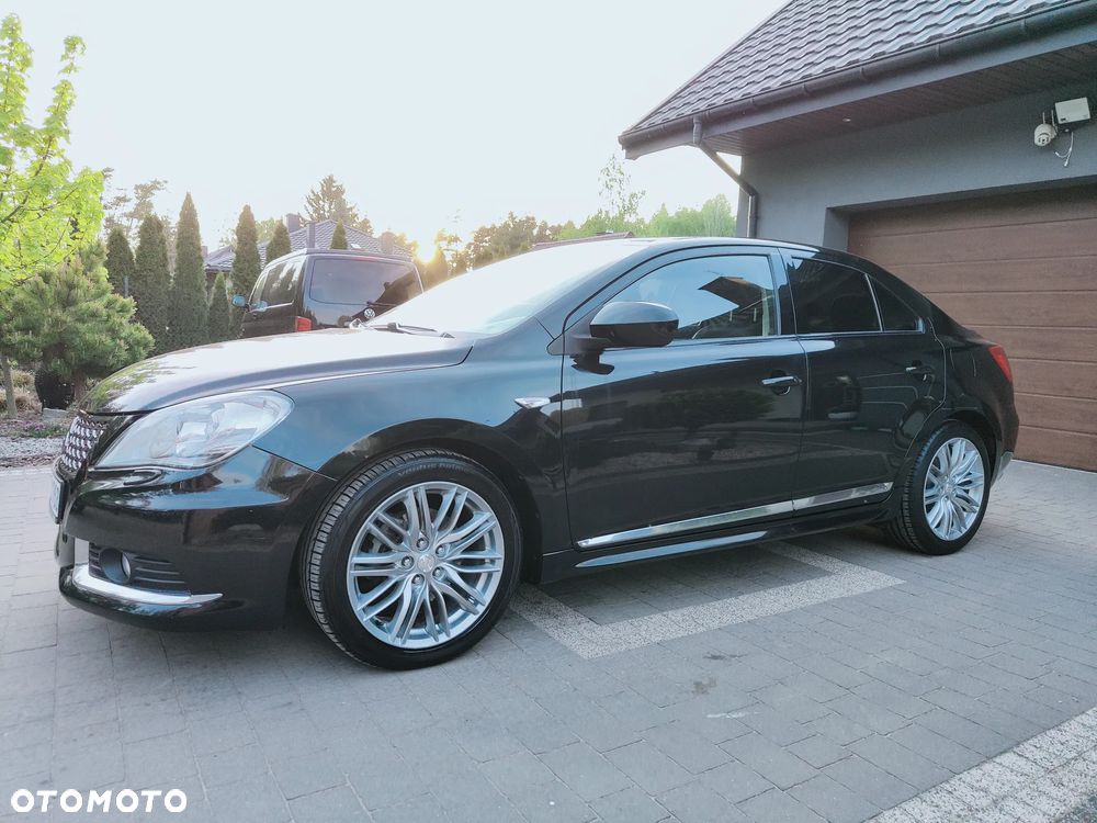 Suzuki Kizashi 2.4 4x4 CVT Sport - 34