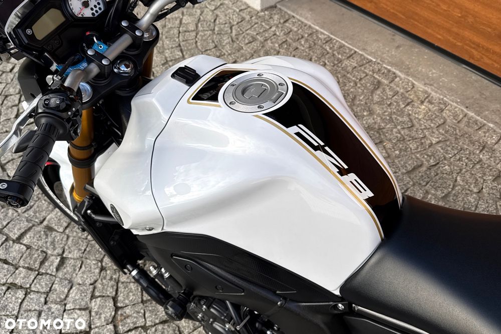 Yamaha FZ8 - 26