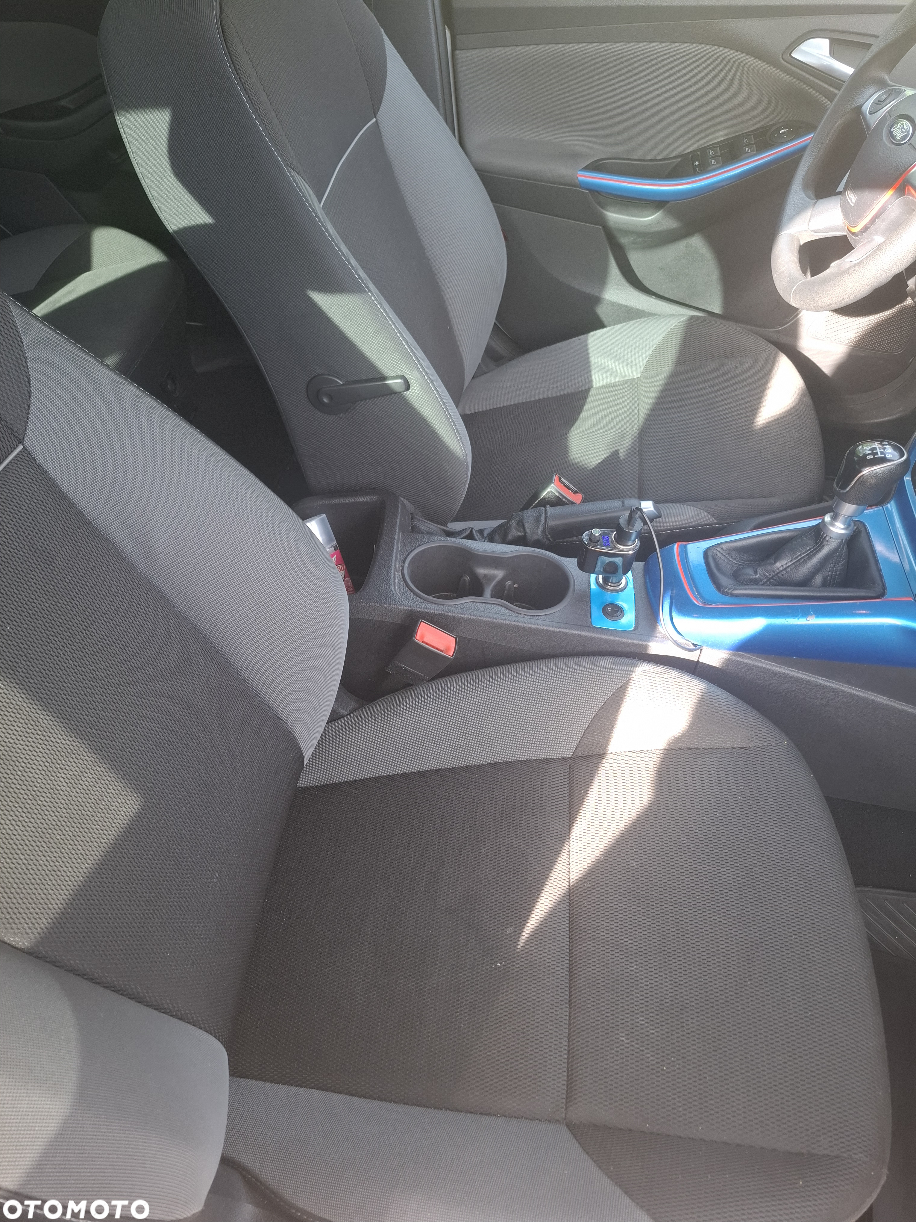 Ford Focus 1.6 EcoBoost Edition - 16