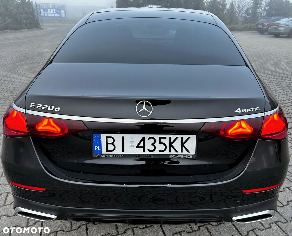 Mercedes-Benz Klasa E 220 d mHEV 4-Matic AMG 9G-Tronic - 21