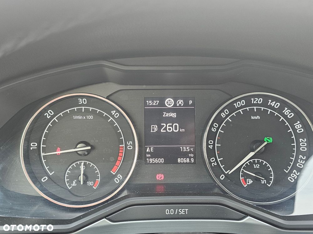 Skoda Superb 2.0 TDI SCR Style DSG - 11