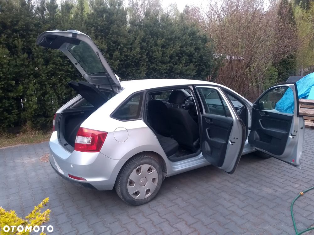 Skoda RAPID 1.2 TSI Active - 8