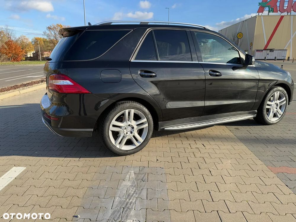 Mercedes-Benz ML - 8