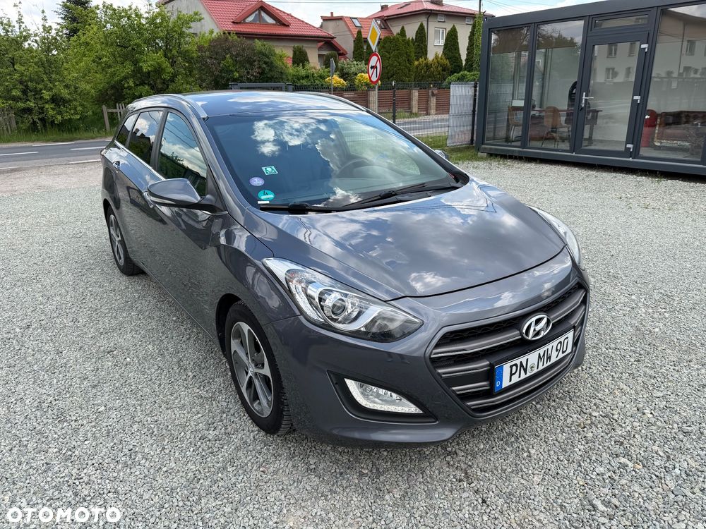 Hyundai i30 blue 1.6 GDI Trend - 3