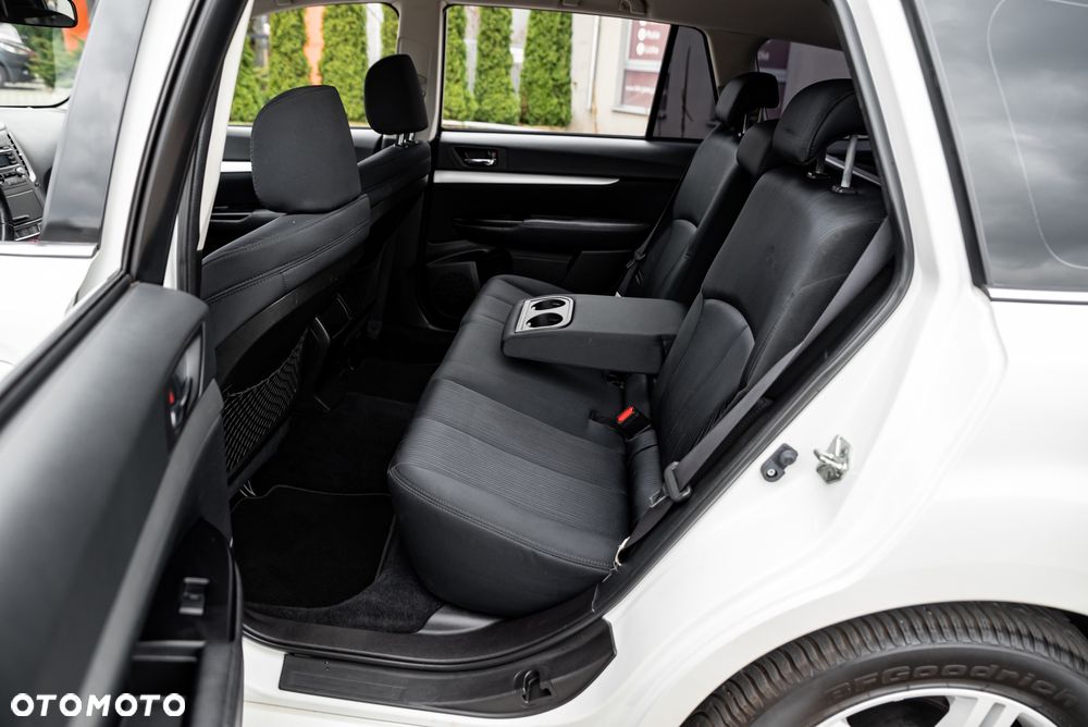 Subaru Legacy 2.0D Sport - 6