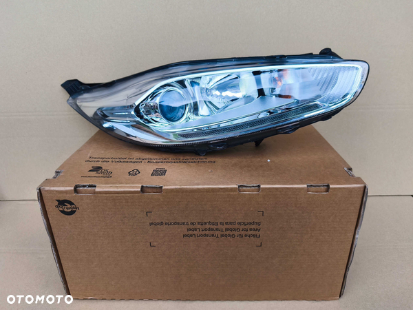 FORD FIESTA MK7 LIFT lampa prawa przód soczewka C1BB-13W029-CH