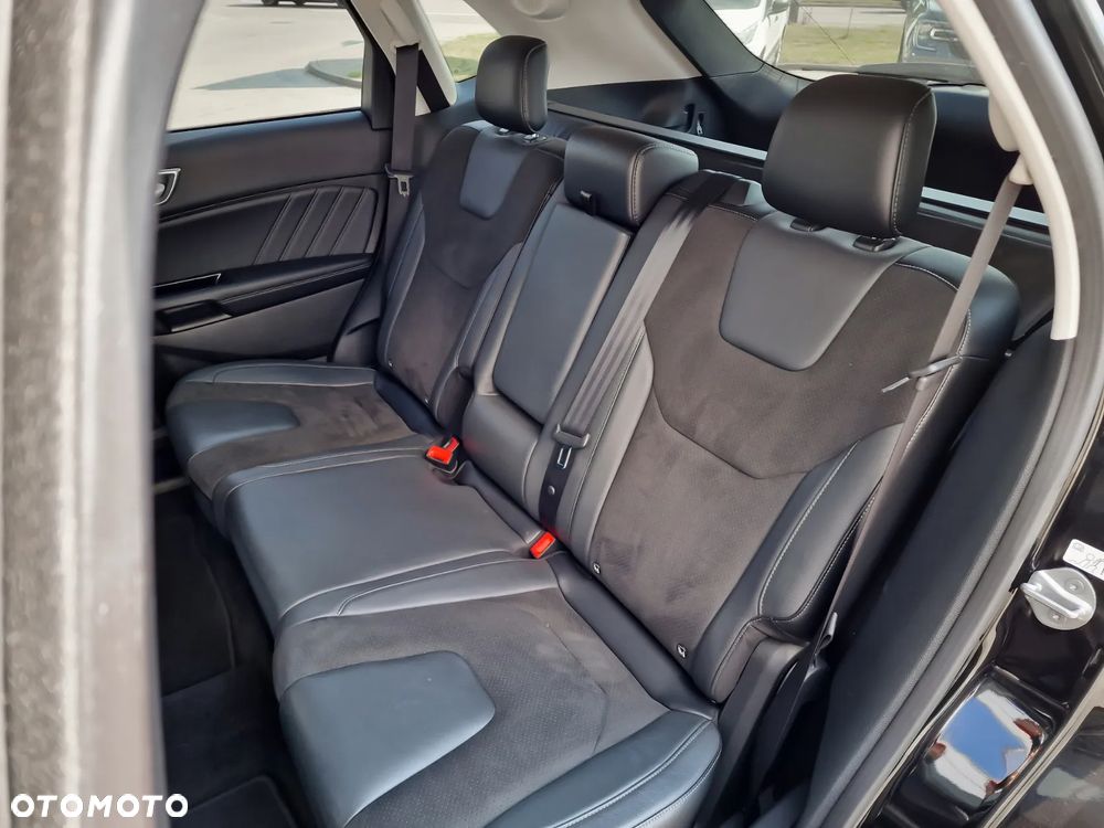Ford Edge 2.0 TDCi Twin-Turbo 4WD ST-Line - 19