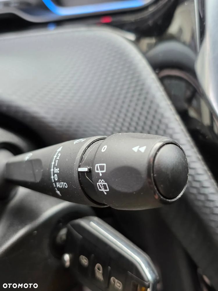 Peugeot 2008 PureTech 82 Allure - 28