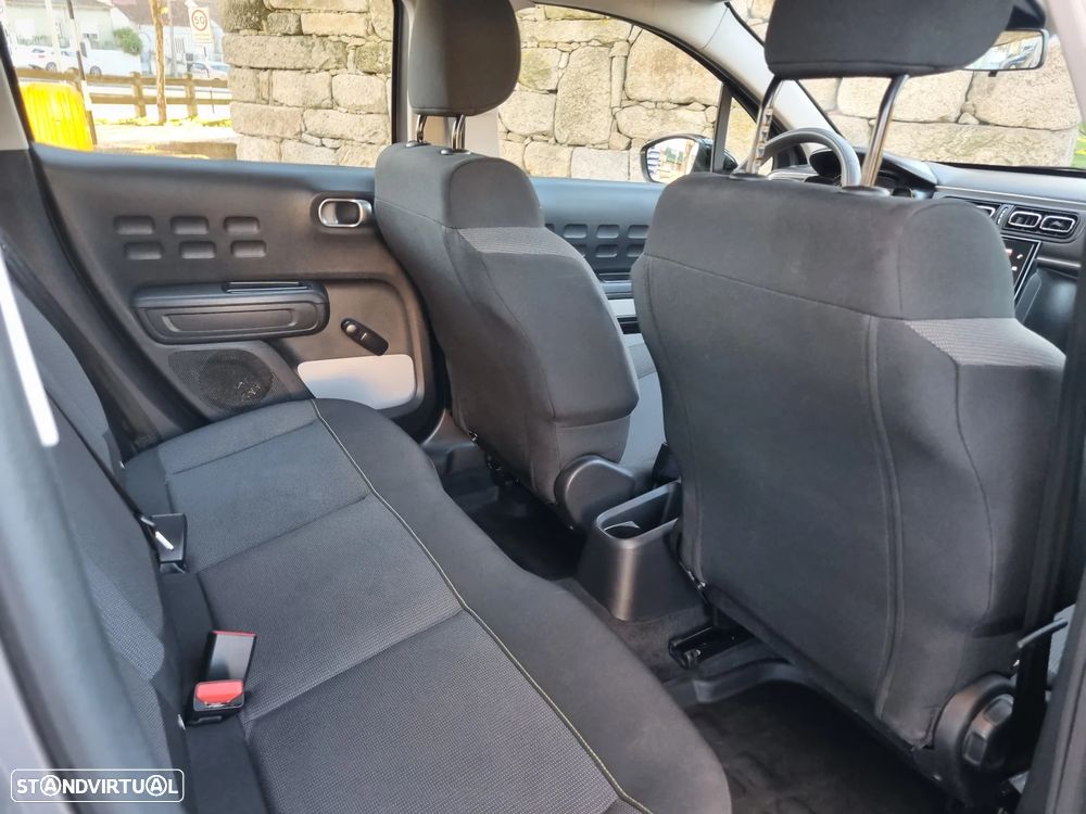 Citroën C3 1.2 PureTech Shine - 28