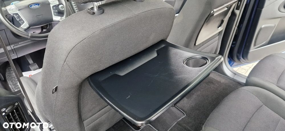 Ford S-Max - 17