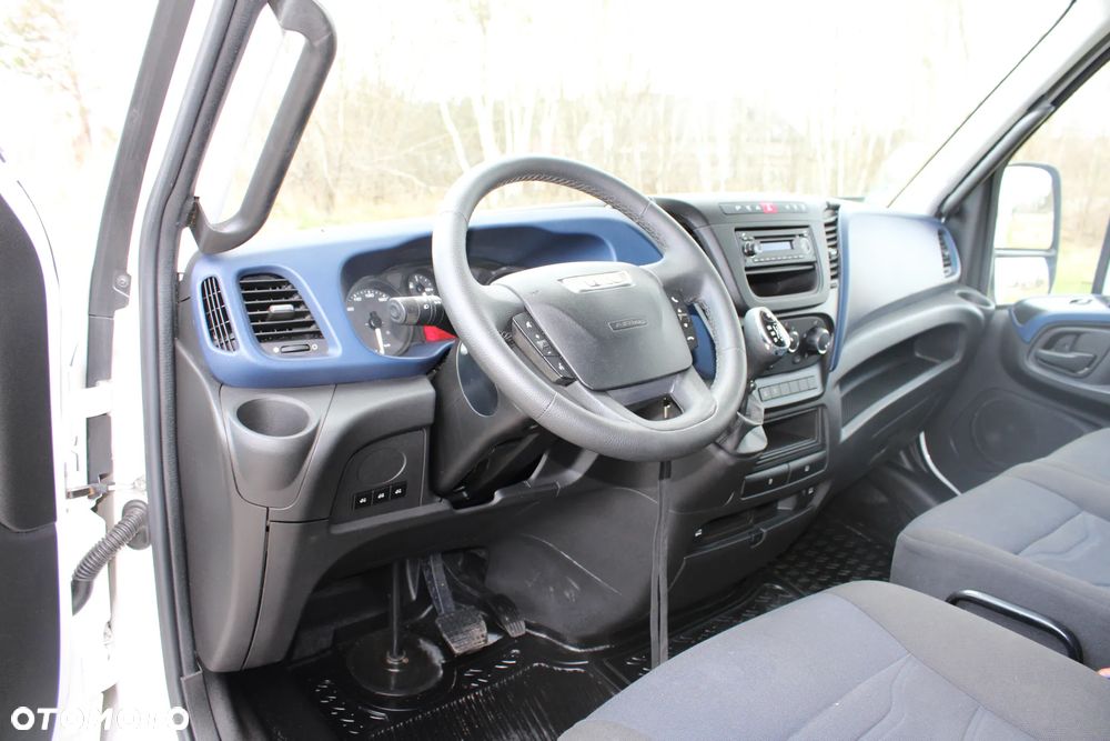 Iveco DAILY - 17