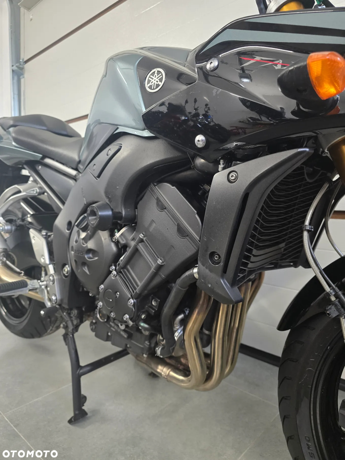 Yamaha FZ - 15