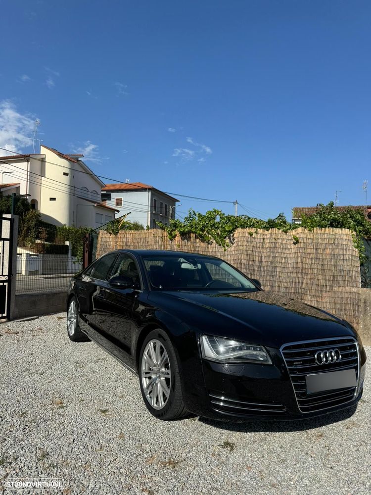 Audi A8 - 1