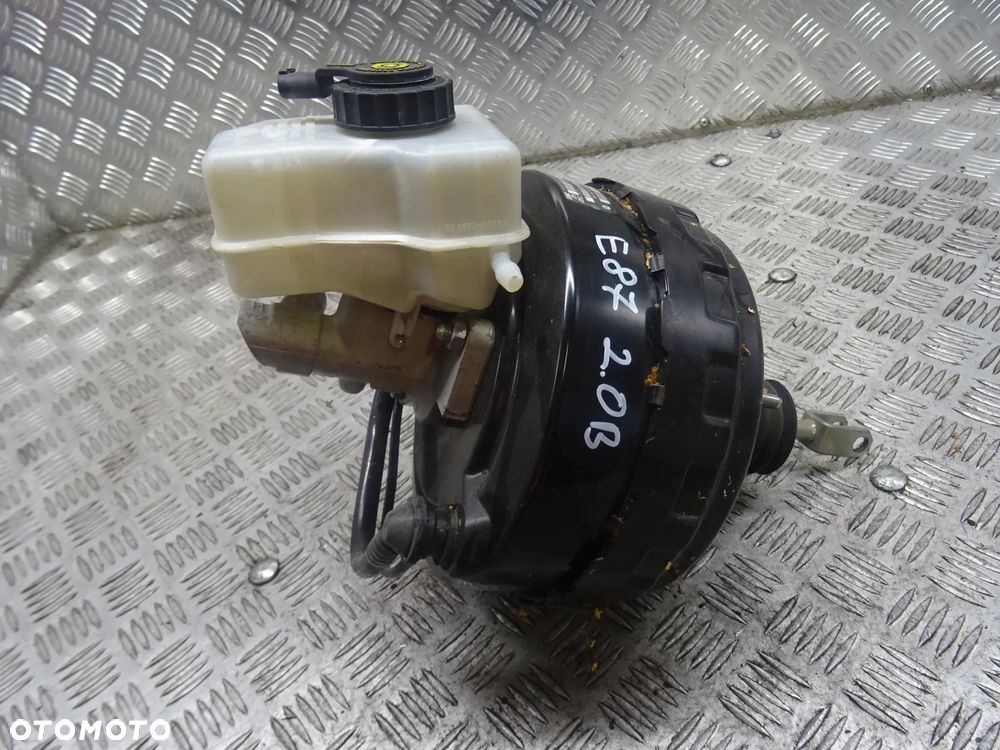 BMW E87 04-07 2.0B SERWO POMPA HAMULCOWA 6775929 - 1