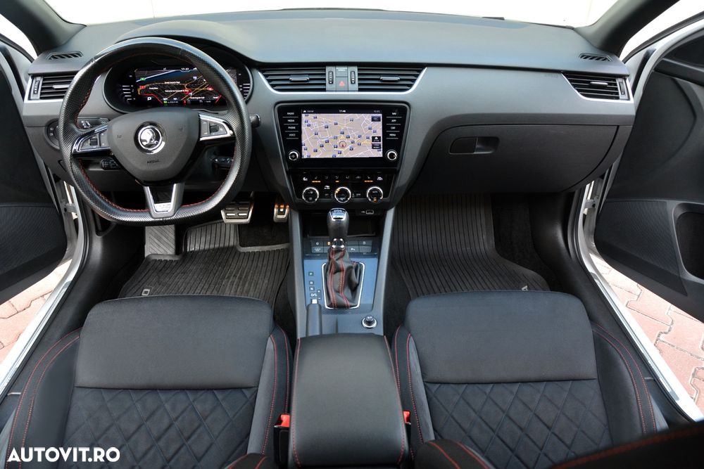 Skoda Octavia 2.0 TDI DSG RS - 16