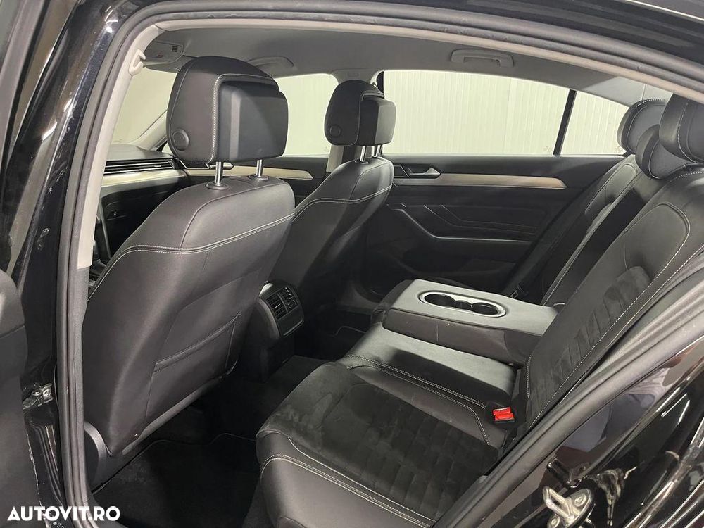 Volkswagen Passat 2.0 TDI DSG Highline - 10