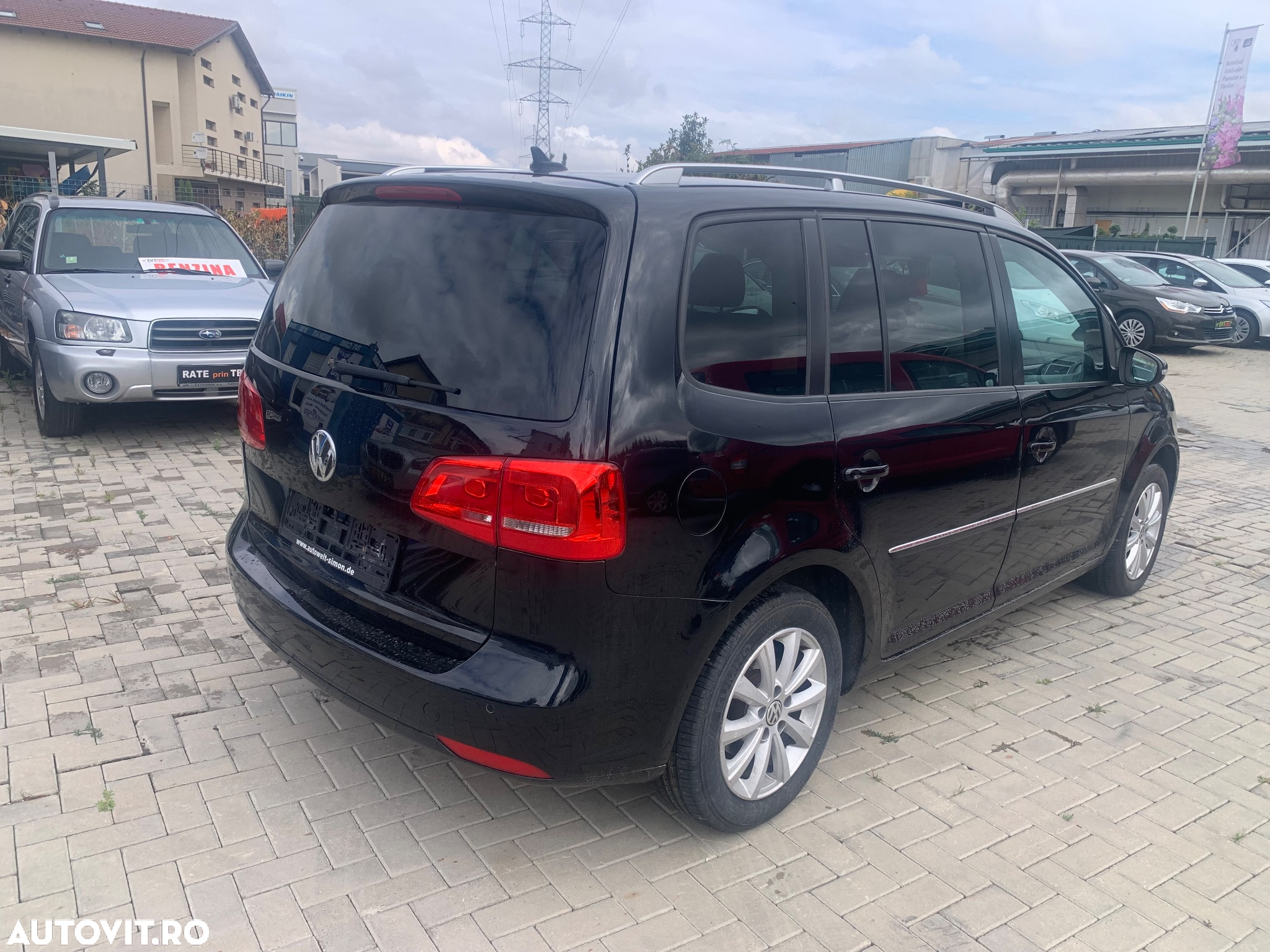 Volkswagen Touran 1.6 TDI Highline - 3
