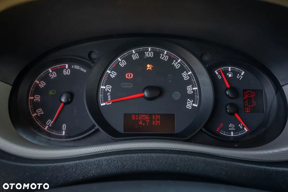 Opel Movano L2H2 DPF 2WD VA - 21