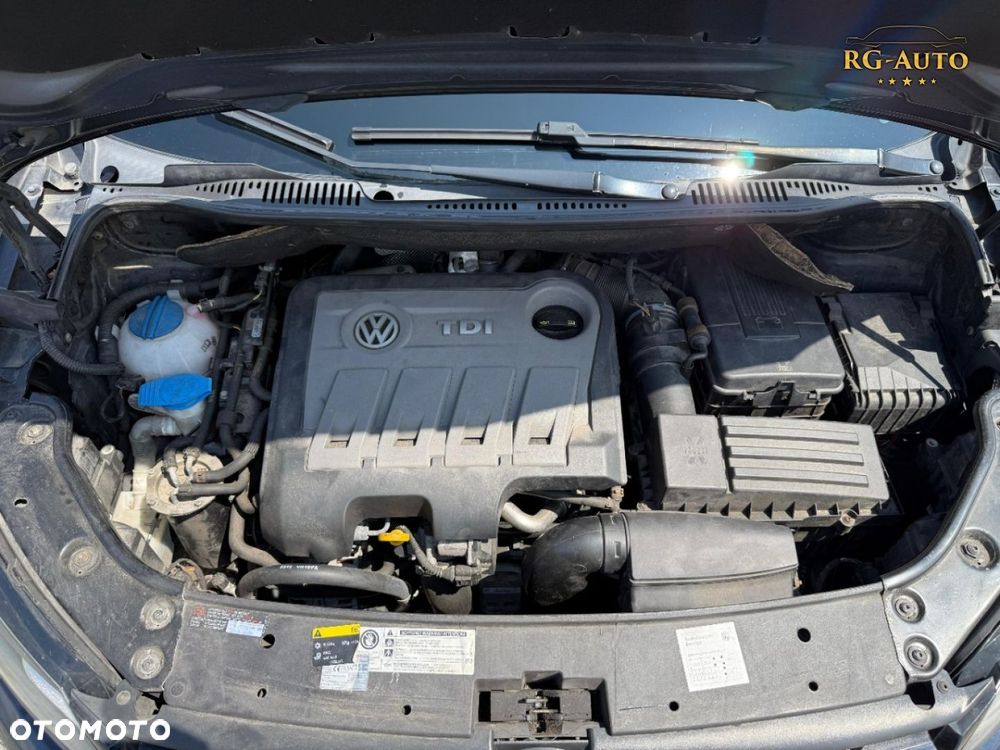Volkswagen Touran - 20