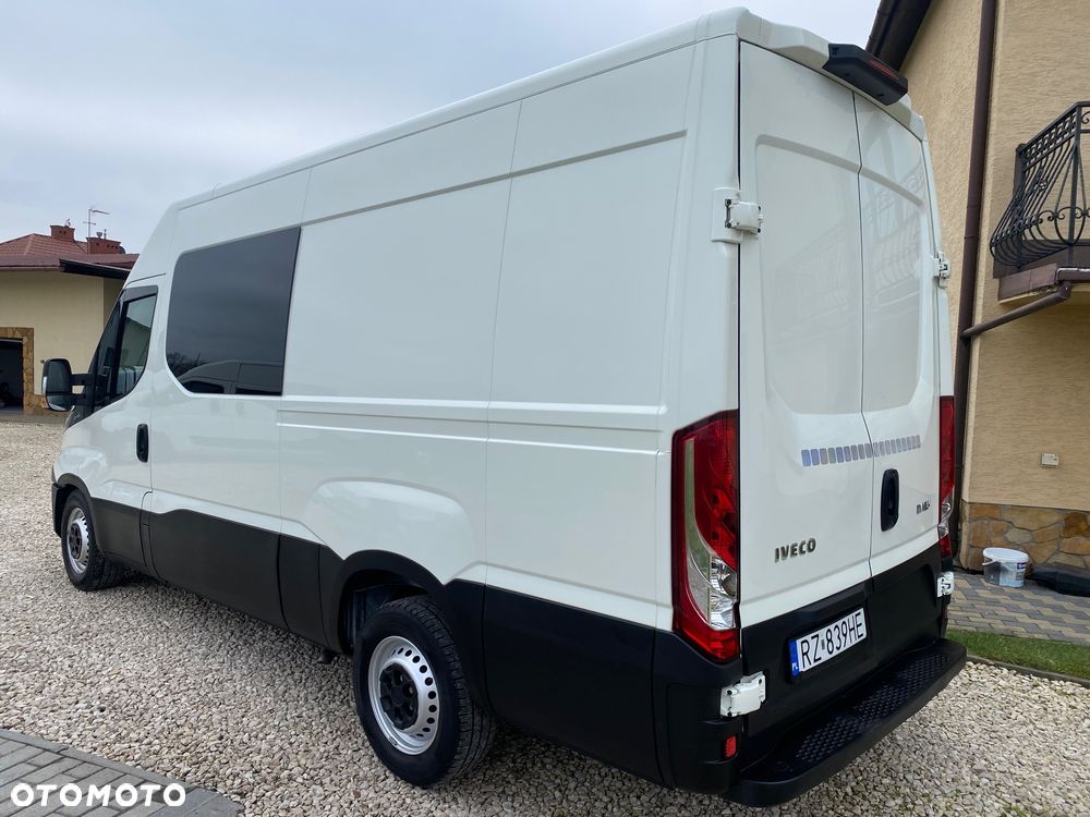 Iveco DAILY Brygadowe, 7-osobowe, serwisowane - 3