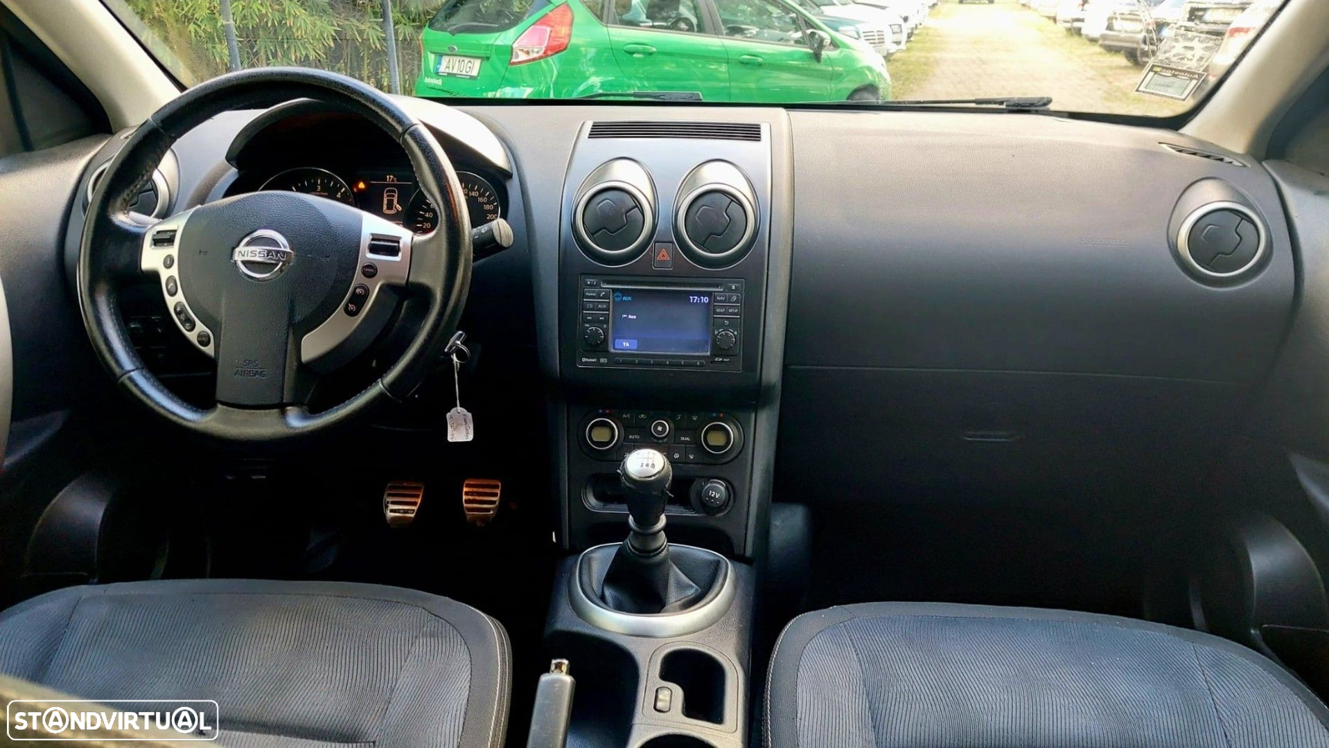 Nissan Qashqai 1.5 dCi Tekna Premium 17 - 14
