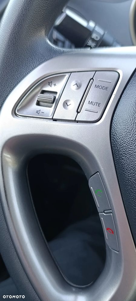 Hyundai ix35 2.0 2WD Comfort - 21