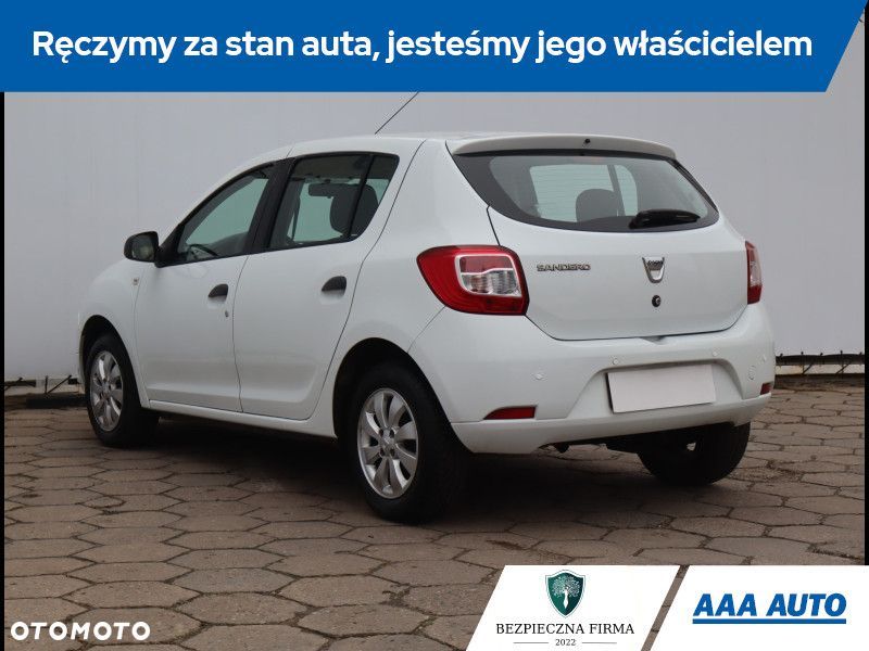 Dacia Sandero - 5