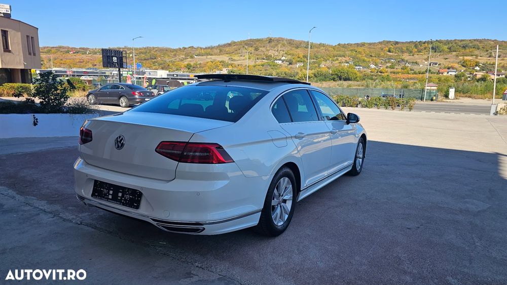 Volkswagen Passat - 5