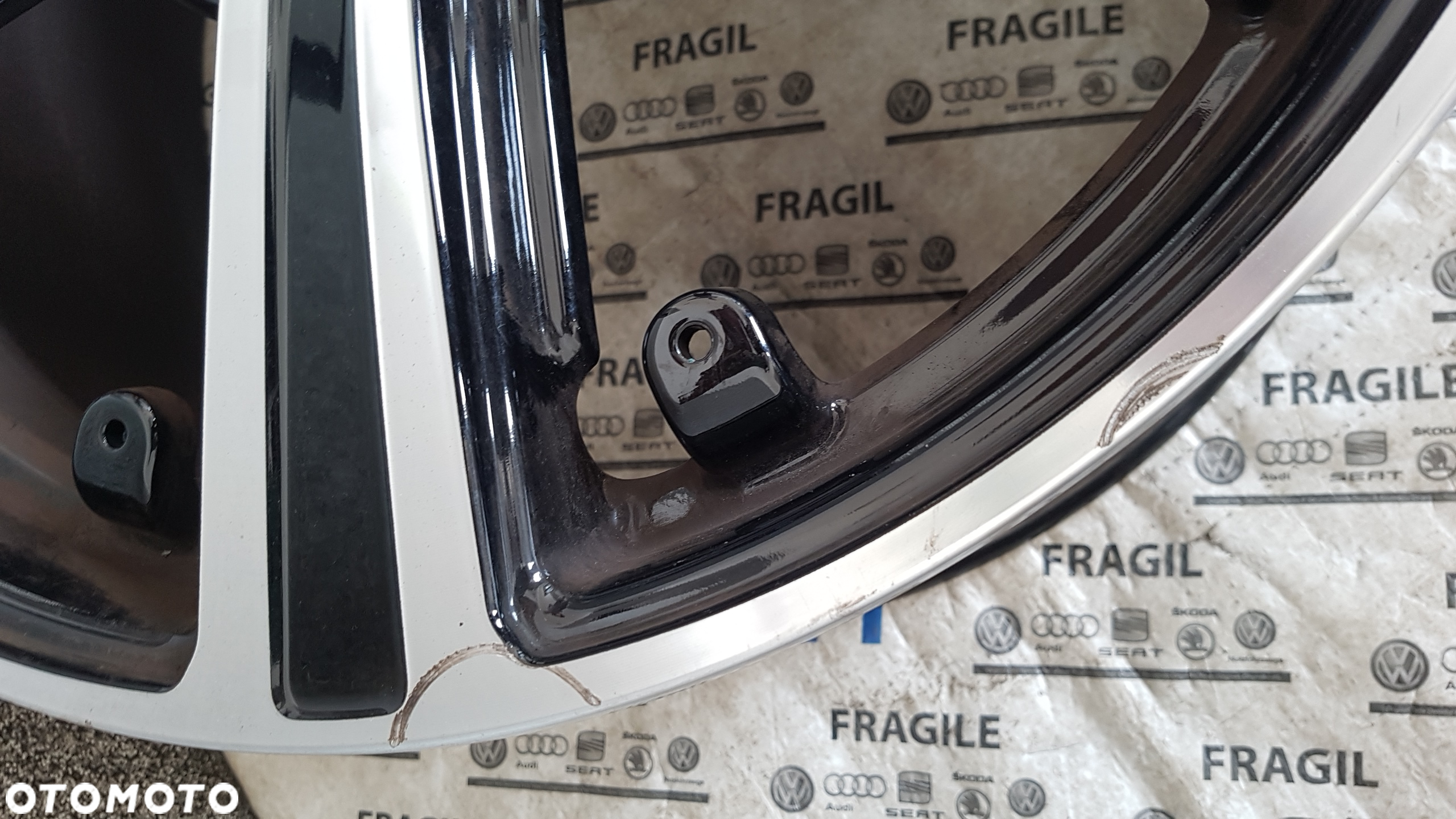 FELGA MERCEDES A 295 401 13 00  5X112 9JX20 ET50 A 295 400 200 4010 - 5
