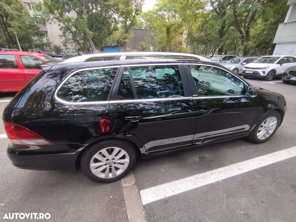 Volkswagen Golf 1.6 TDI DPF Highline - 8