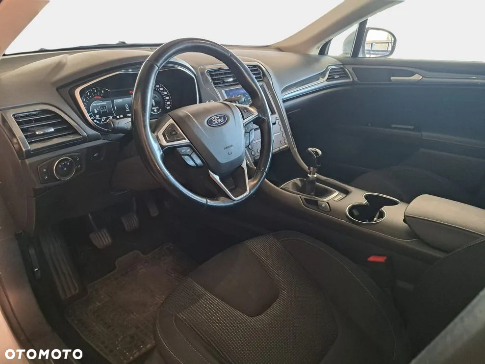 Ford Mondeo 2.0 EcoBlue Titanium - 12