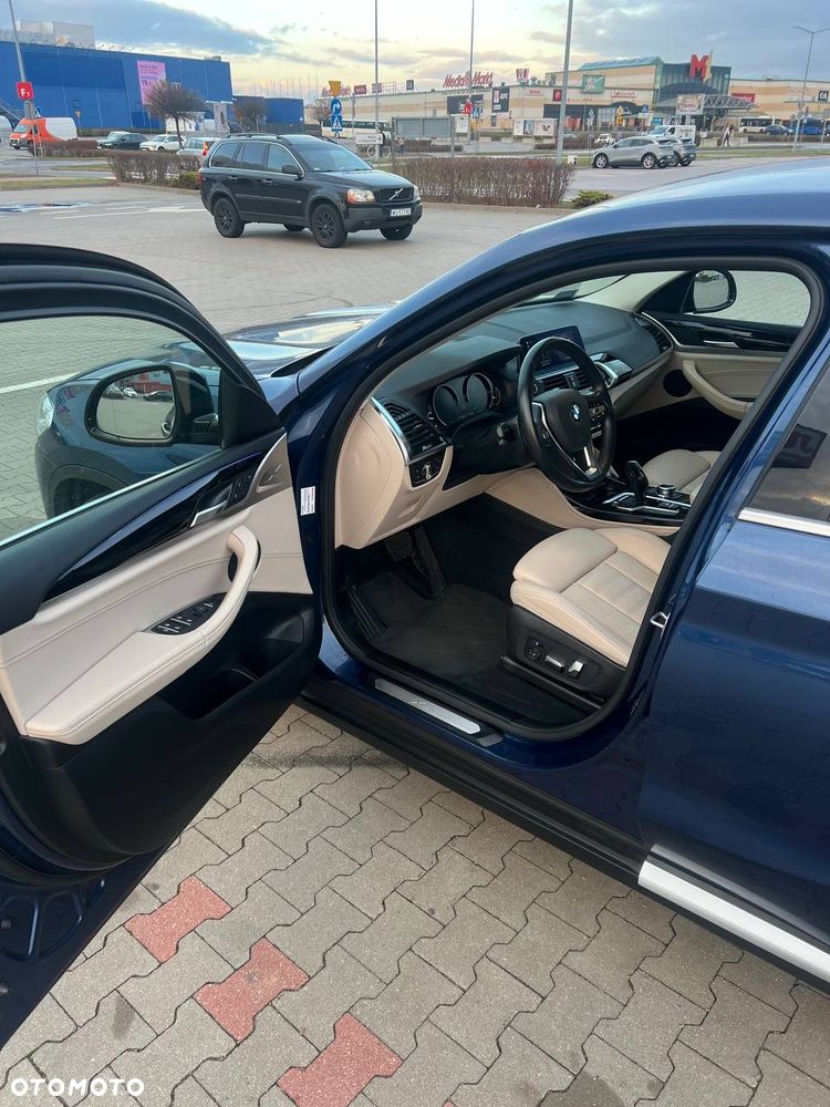 BMW X4 xDrive20d - 9