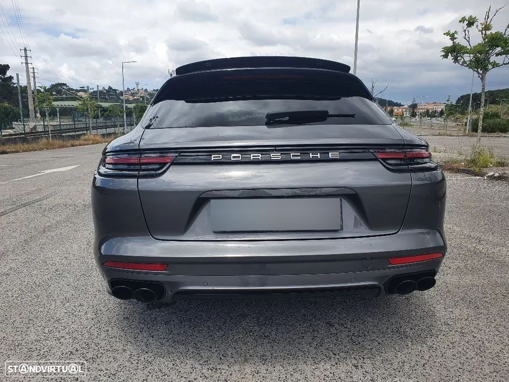Porsche Panamera Sport Turismo 4 E-Hybrid Platinum Edition - 5