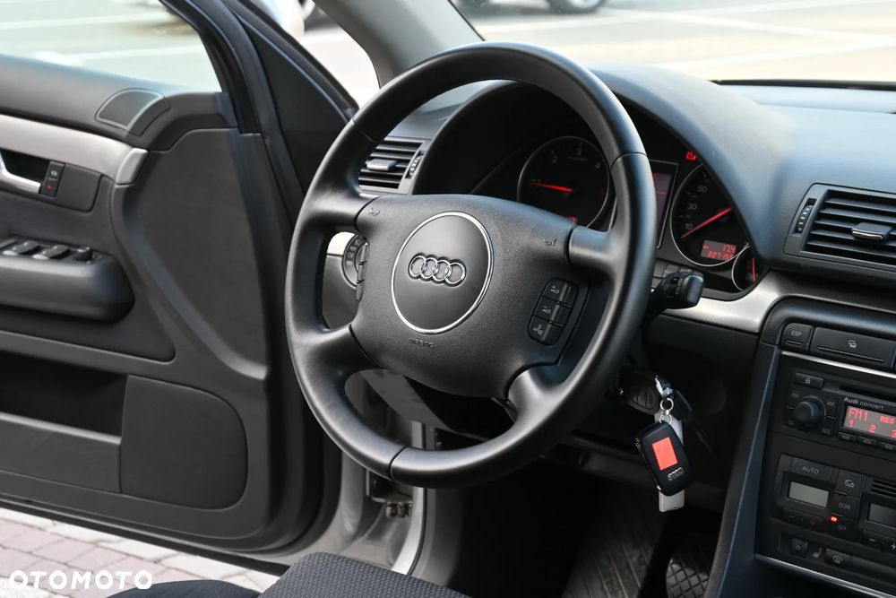 Audi A4 Avant 1.9 TDI - 25