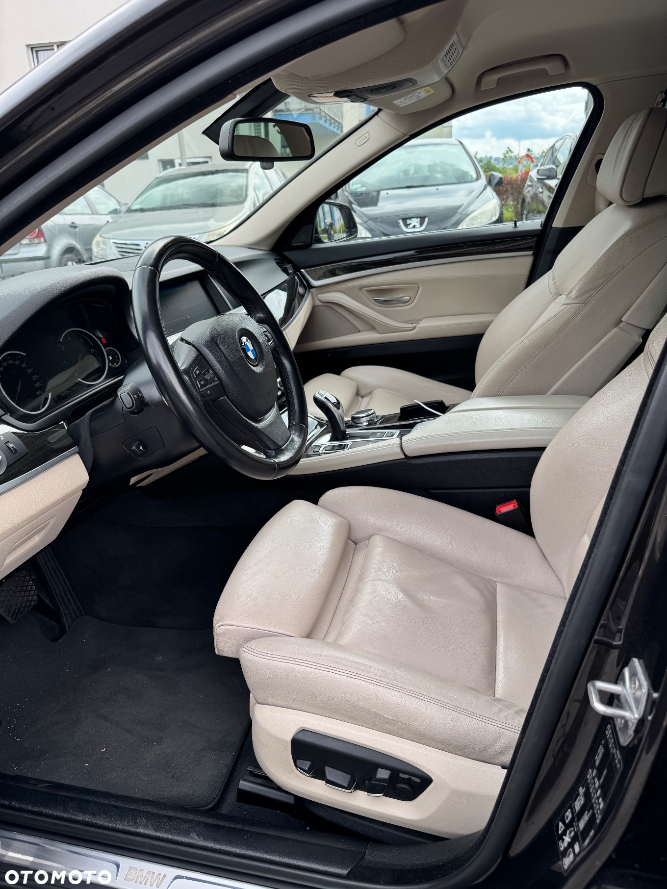 BMW Seria 5 525d xDrive Luxury Line - 8