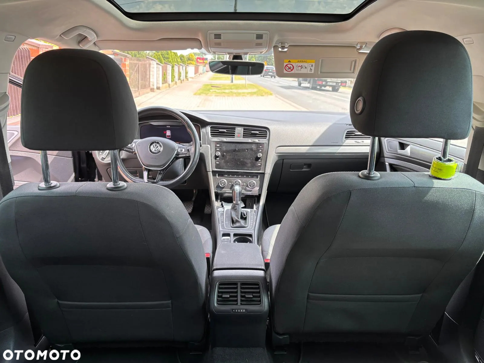 Volkswagen Golf 2.0 BlueTDI DSG Comfortline - 13