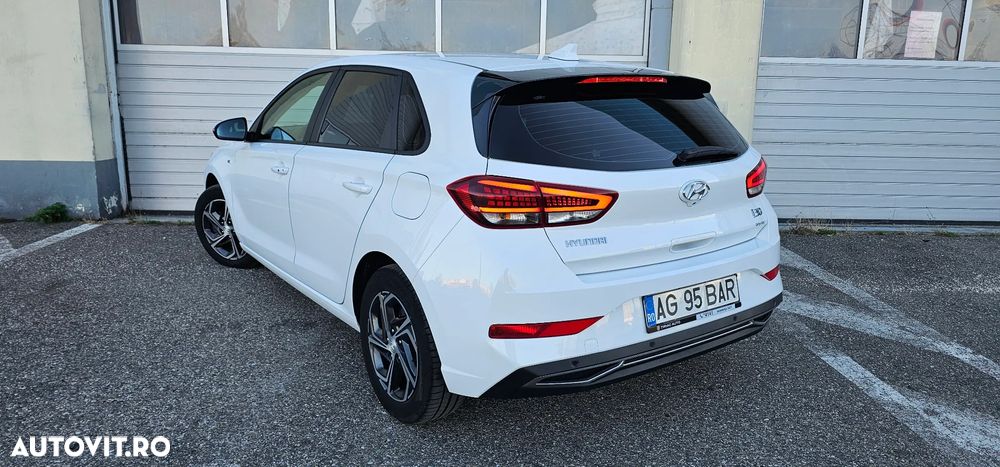 Hyundai i30 1.6 CRDI 48V-Hybrid DCT Prime - 30