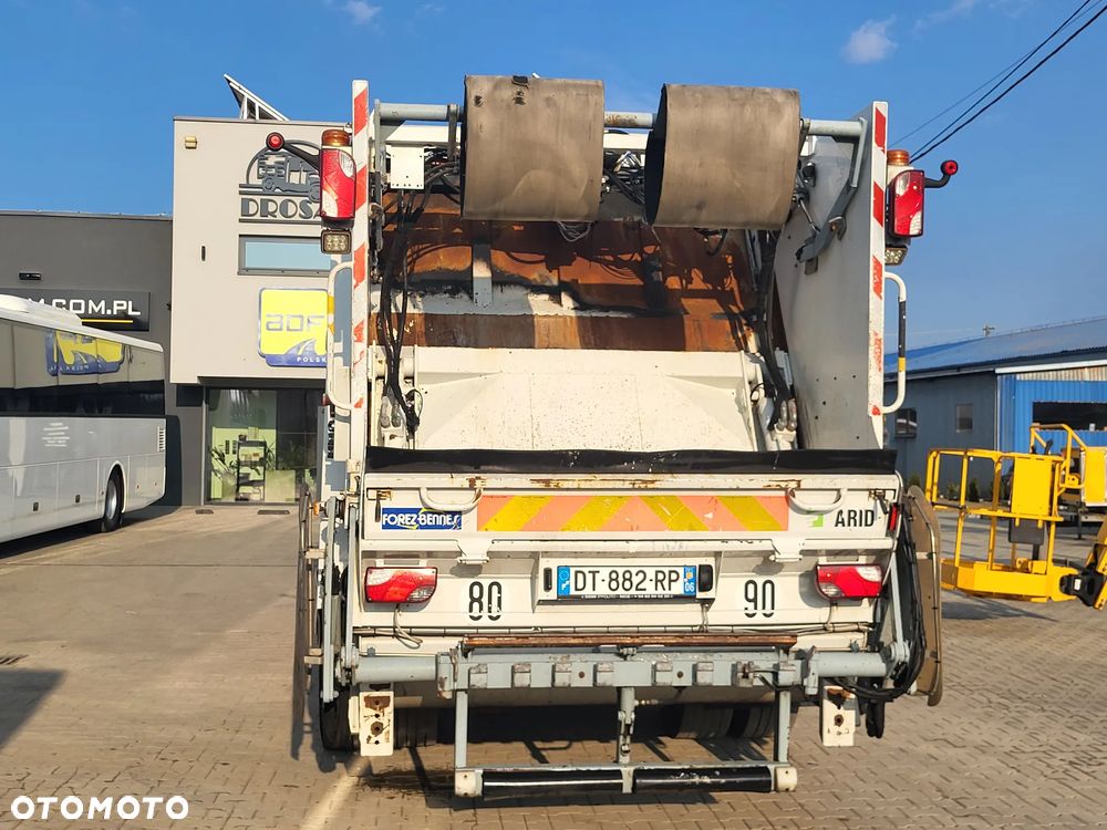 Renault D Wide 19 - 6