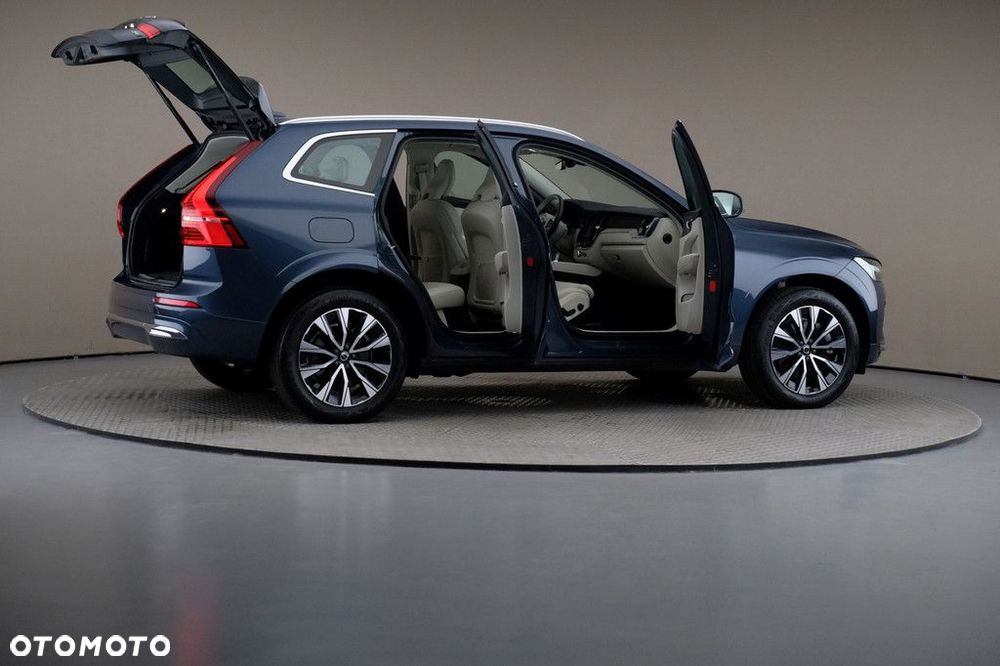 Volvo XC 60 B4 D AWD Plus Bright - 6