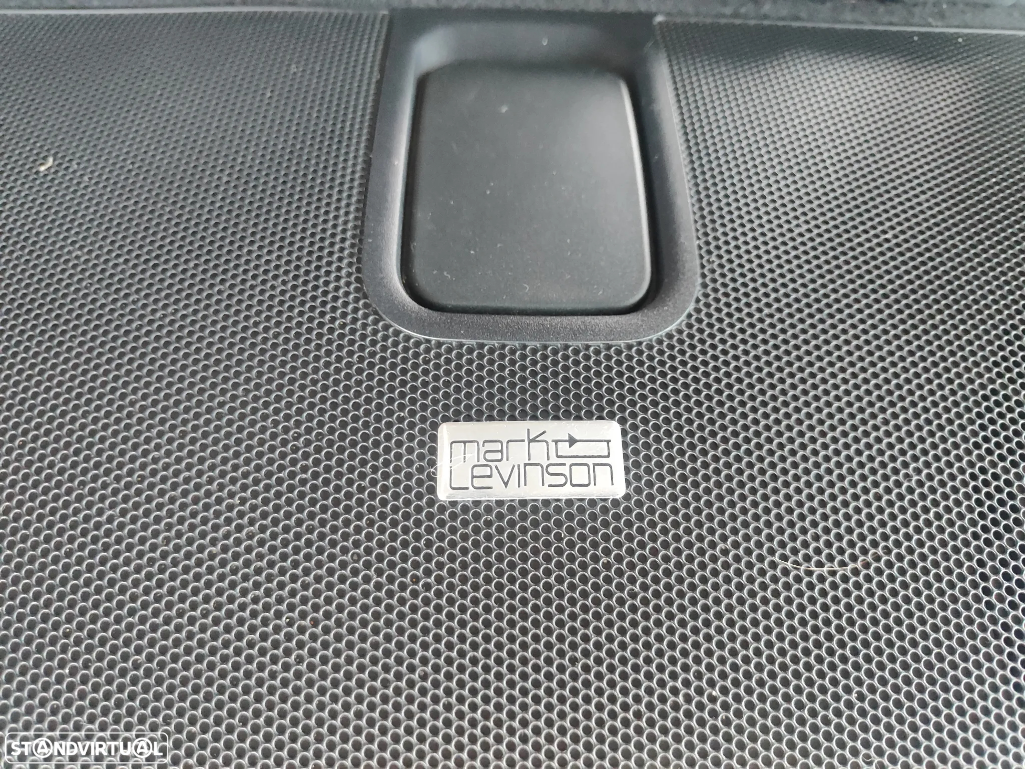 Lexus IS 300H Executive+ - 39
