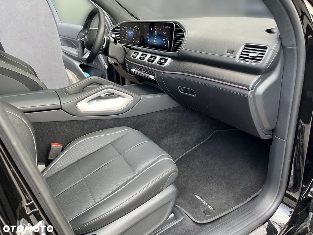 Mercedes-Benz GLS - 11