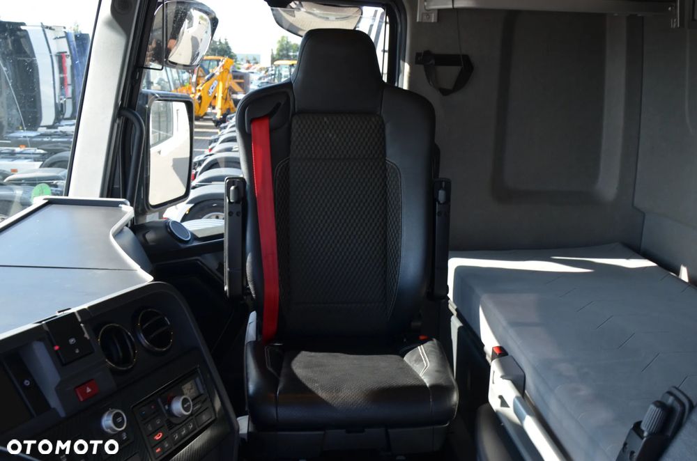 Renault T 520 HIGH / 2021r / KLIMA P. / XENON / LED / ALUSY / ACC / SKÓRY / NAVI / DE / 7334 - 24