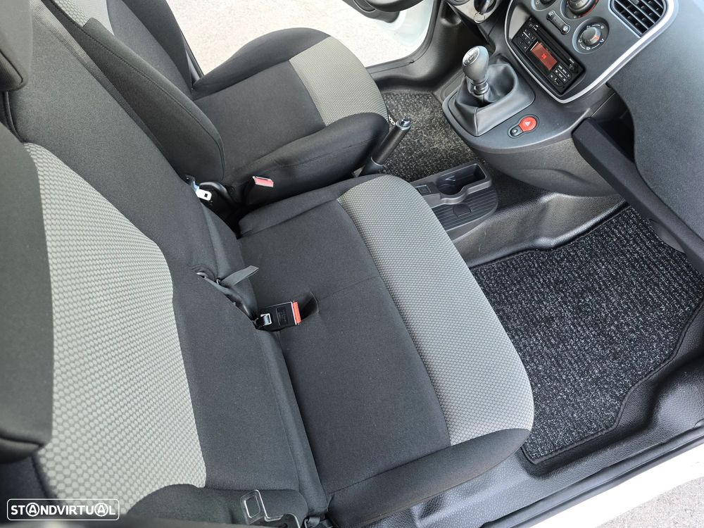 Renault Kangoo MAXI 1.5 DCI 3 Lugares - 21